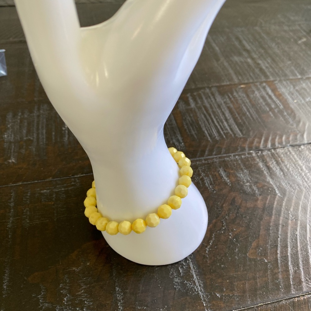 Yellow Faceted Bead Stretch Bracelet